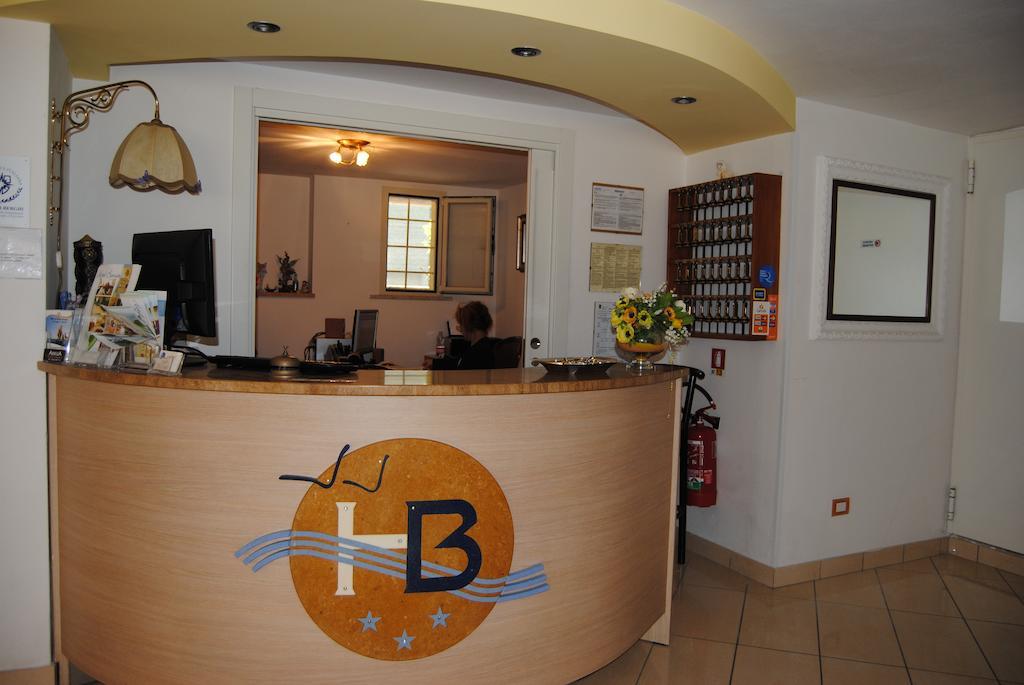 Hotel Bamar Pinarella Extérieur photo