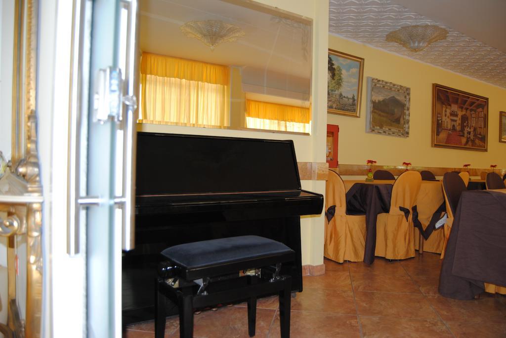 Hotel Bamar Pinarella Extérieur photo